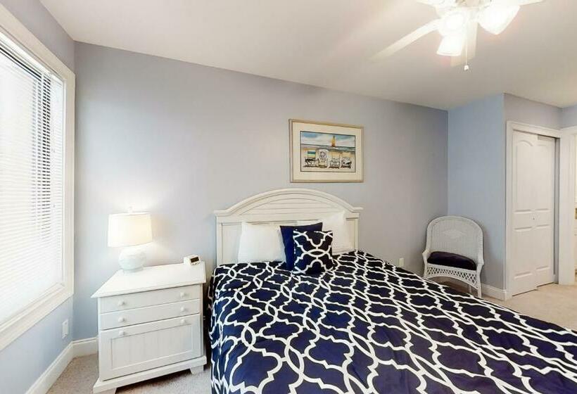 Apartamento 3 Dormitórios, Beachwalk 126