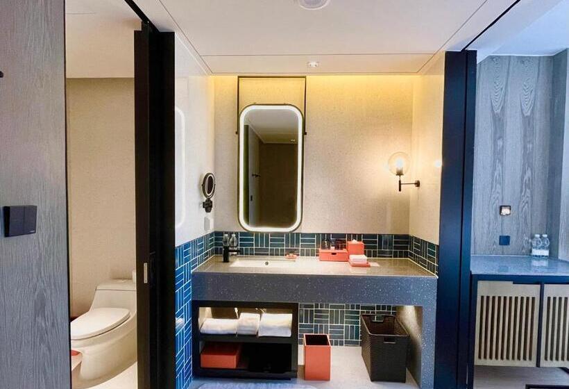 اتاق استاندارد با تخت بزرگ, Four Points By Sheraton Chongqing, Yongchuan