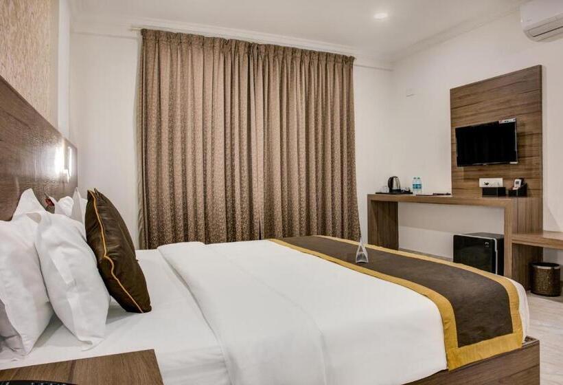 豪华房间, Sterling Inn Bangalore International Airport