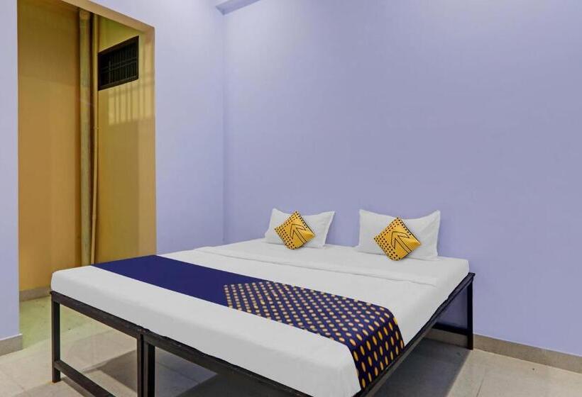 Трехместный Номер Классика, Spot On Hotel Atithi Residency