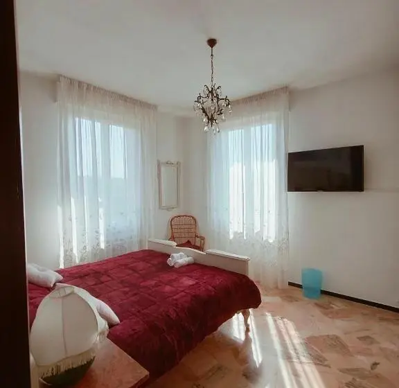 اتاق خانوادگی, B&b Petit Déjeuner