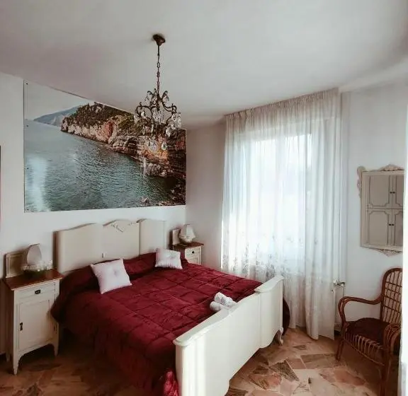 اتاق خانوادگی, B&b Petit Déjeuner