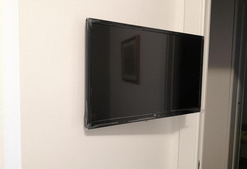 اتاق خانوادگی, B&b Villa Lilla