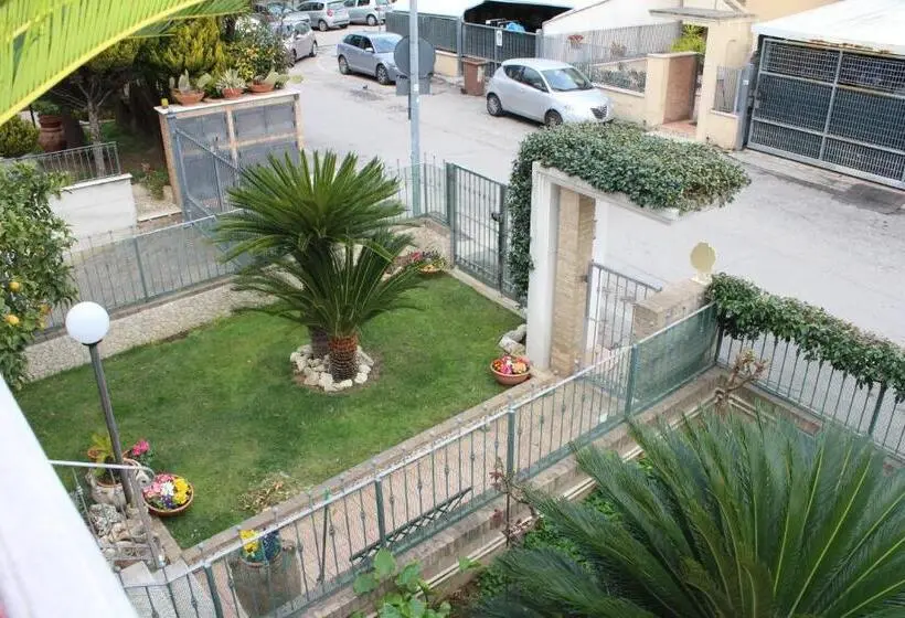 اتاق خانوادگی, B&b Villa Lilla Spiaggia Inclusa E Bici Gratuite A San Benedetto Del Tronto Camere Con Terrazzo E Co