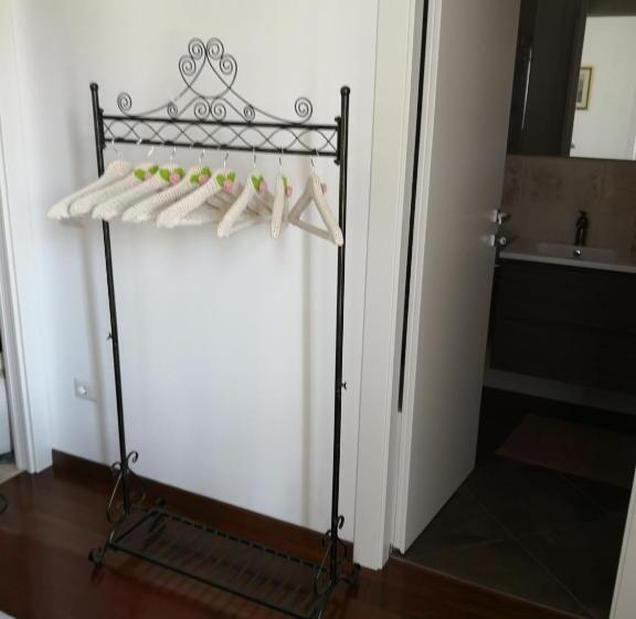 اتاق خانوادگی, B&b Villa Lilla