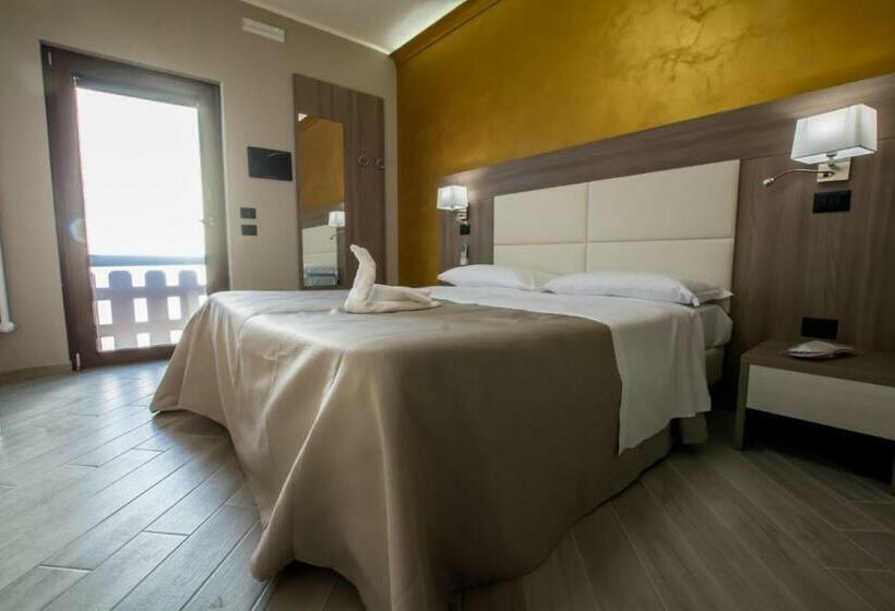 חדר דלוקס עם מרפסת, L Antica Quercia