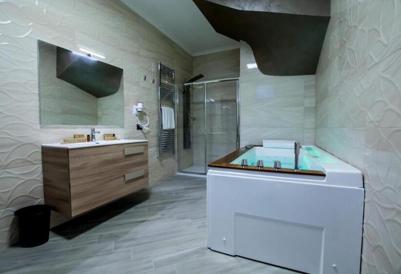 סוויטה דלוקס, L Antica Quercia