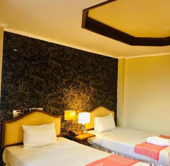 اتاق لوکس, Hermitage Hotel Korat Sha