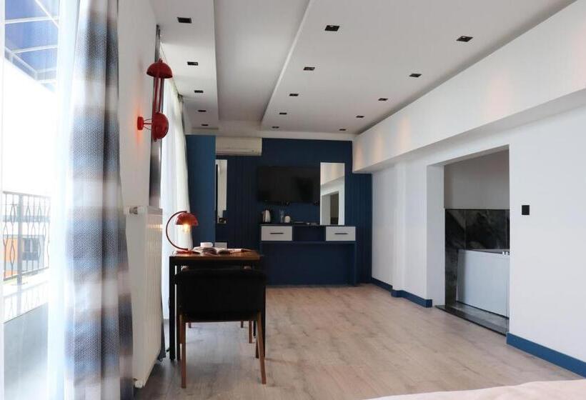 ハイドロマッサージバス付きスイート, Blue Ay Boutique