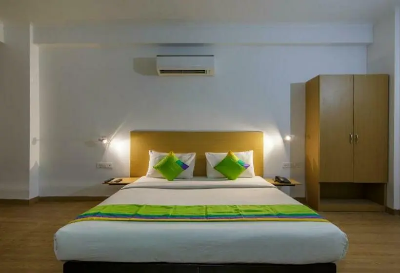 デラックスルーム, Treebo Noida Express