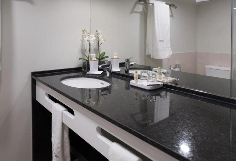 سوئیت جونیور با چشمانداز باغ, Quinta De Anterronde