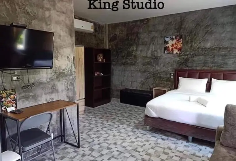 Standard-studio King-vuode, 4 Corner Khaoyai