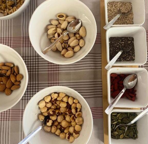 اتاق لوکس با بالکن و چشم‌انداز دریا, Blue Marine   Free Parking