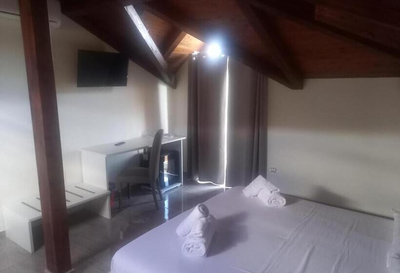 Deluxe Suite Sea View, Blue Marine   Free Parking