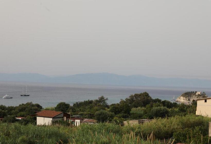 Deluxe Suite Sea View, Blue Marine   Free Parking