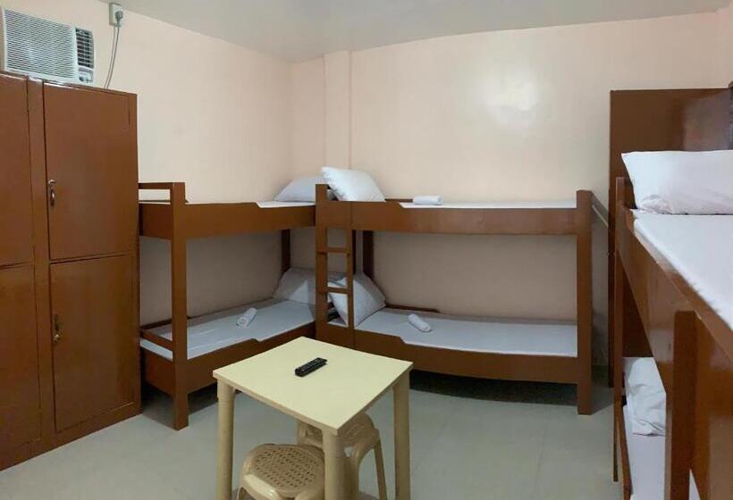 共用房间的床, Brielles Travellers Inn