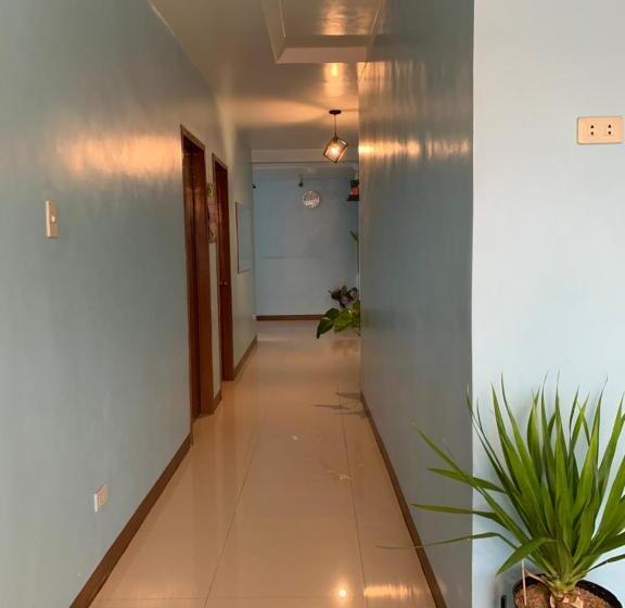 共用房间的床, Brielles Travellers Inn