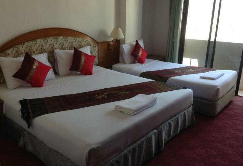 标准三人间, Hatyai Merridian