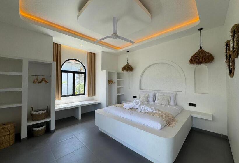带大床的豪华间, Puja Uluwatu Village