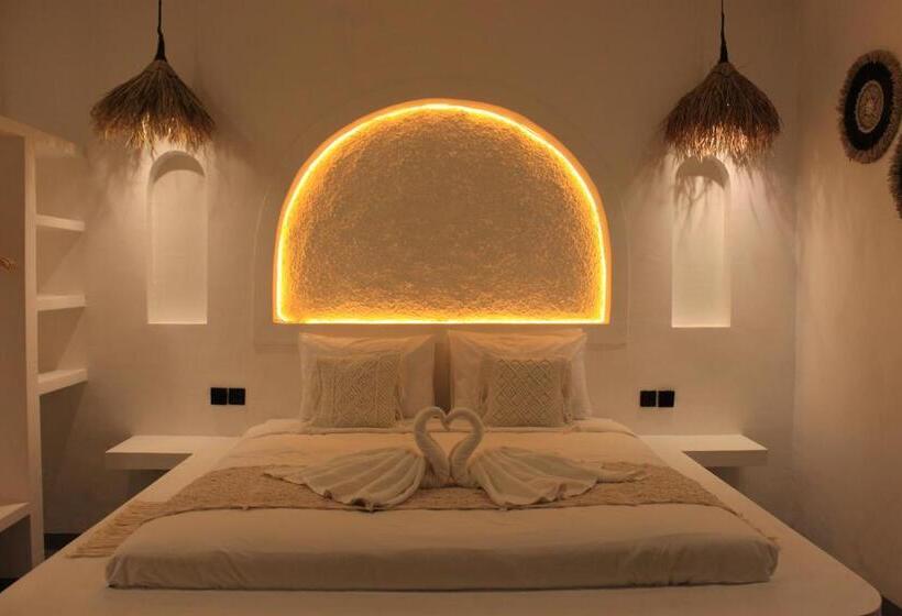 带大床的豪华间, Puja Uluwatu Village