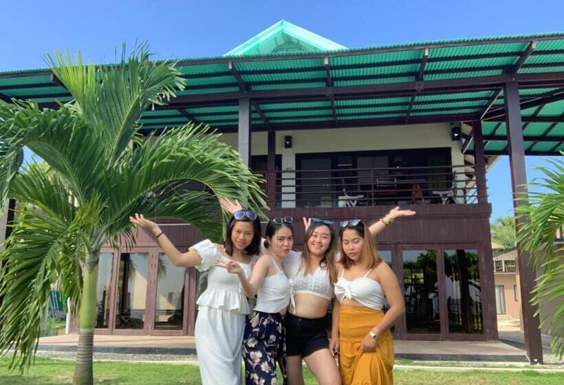 سوییت خانوادگی, Siargao Sunrise Villa