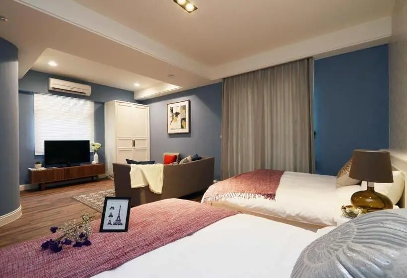 اتاق استاندارد چهارنفره با بالکن, Sommer 19 B&b
