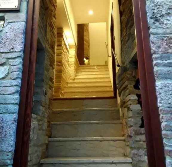 آپارتمان 1 خوابه, Case Brizi Assisi