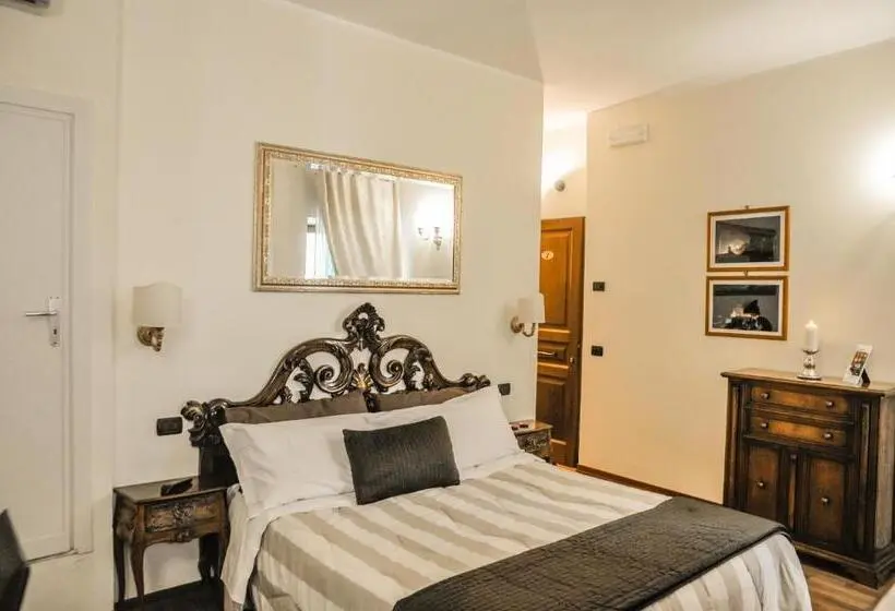 اتاق استاندارد, Case Brizi Assisi