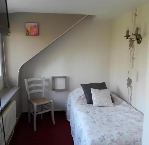 Standard Kolmen Hengen Huone, Chambres D Hôtes Du Moulin Du Vey
