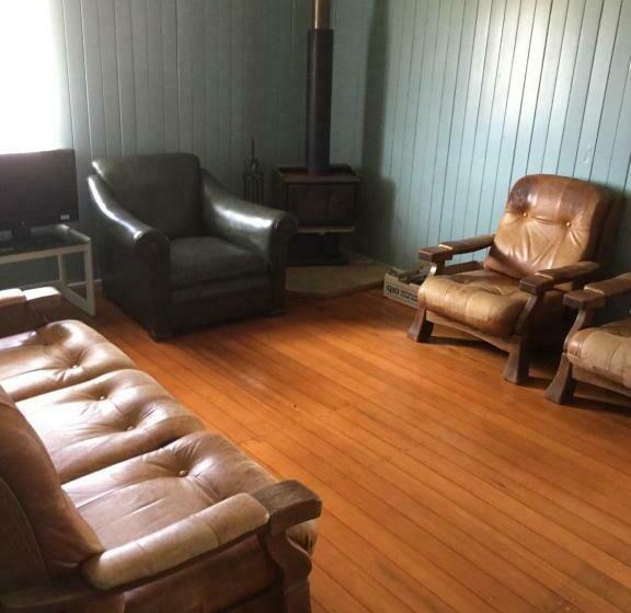 家庭房间共用浴室, Rangemore Estate