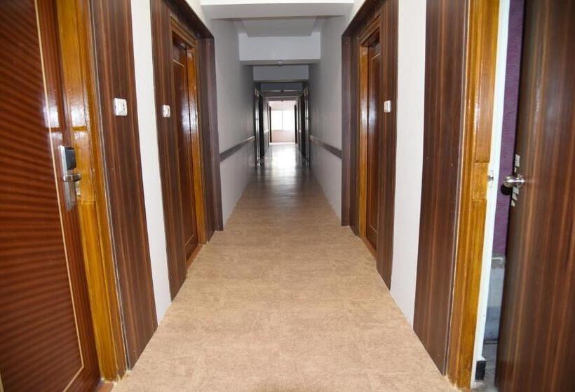 Quarto Superior, Bhimas Paradise