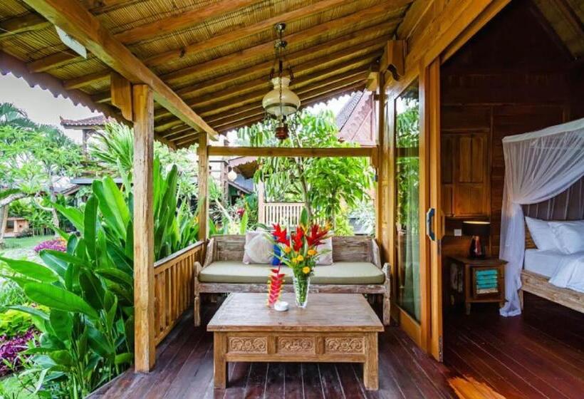 Бунгало Deluxe, Bali Natha Beach Front