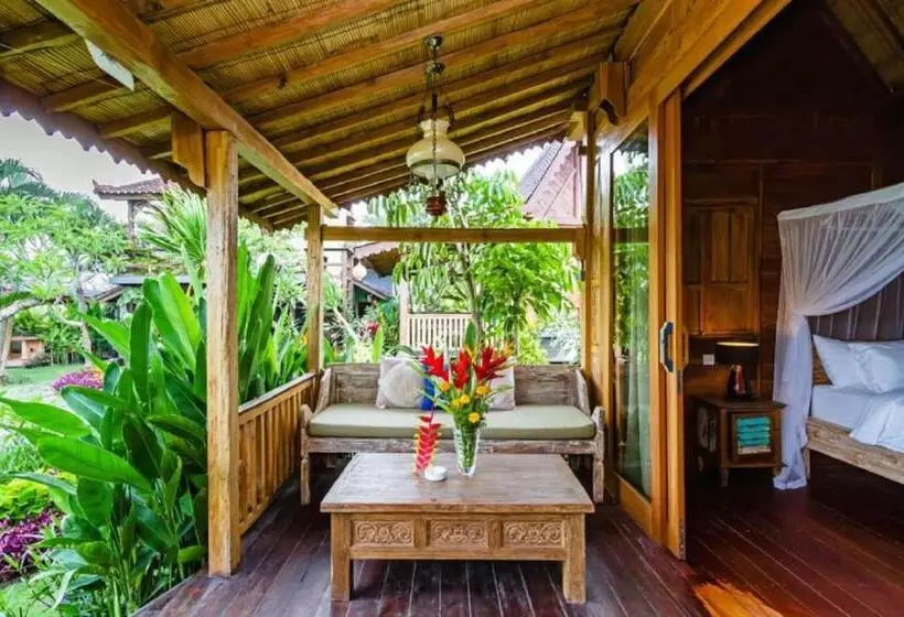デラックスバンガロー, Bali Natha Beach Front