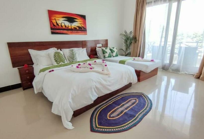 스탠다드 트리플 발코니 룸, Minah Bungalows