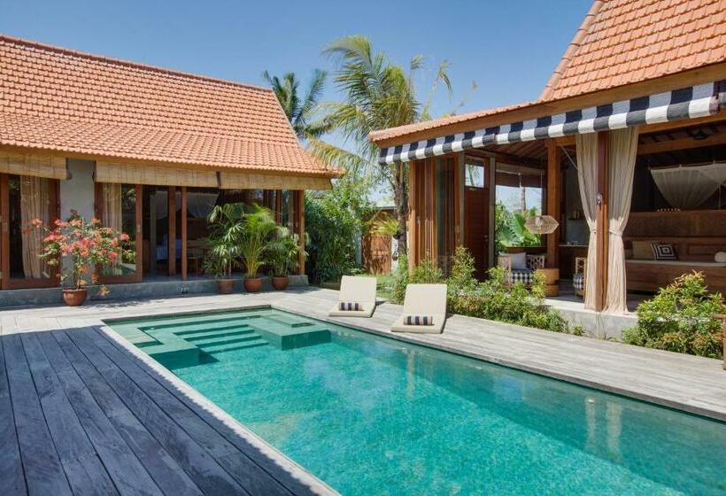 Бунгало Deluxe, Zin Berawa Villas & Bungalows