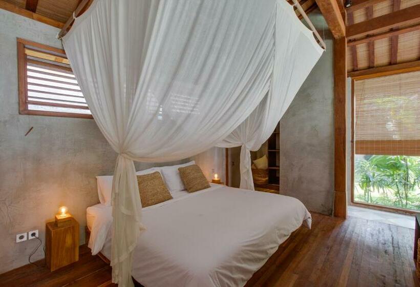 Бунгало Deluxe, Zin Berawa Villas & Bungalows