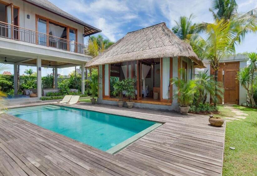 וילה עם 4 חדרי שינה, Zin Berawa Villas & Bungalows