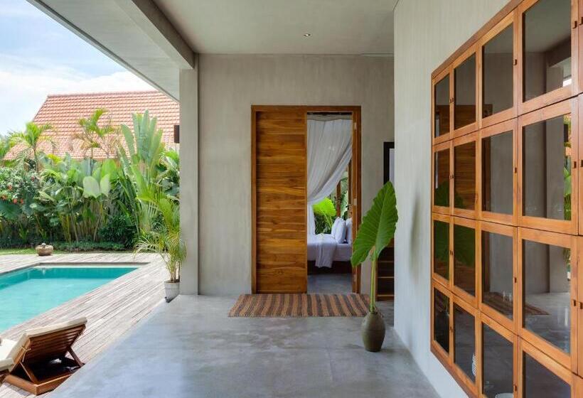 וילה עם 4 חדרי שינה, Zin Berawa Villas & Bungalows