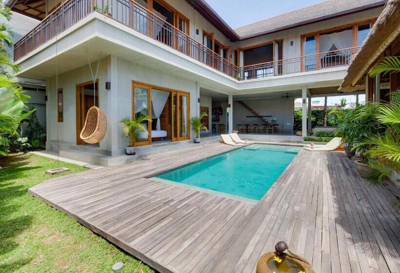 וילה עם 4 חדרי שינה, Zin Berawa Villas & Bungalows