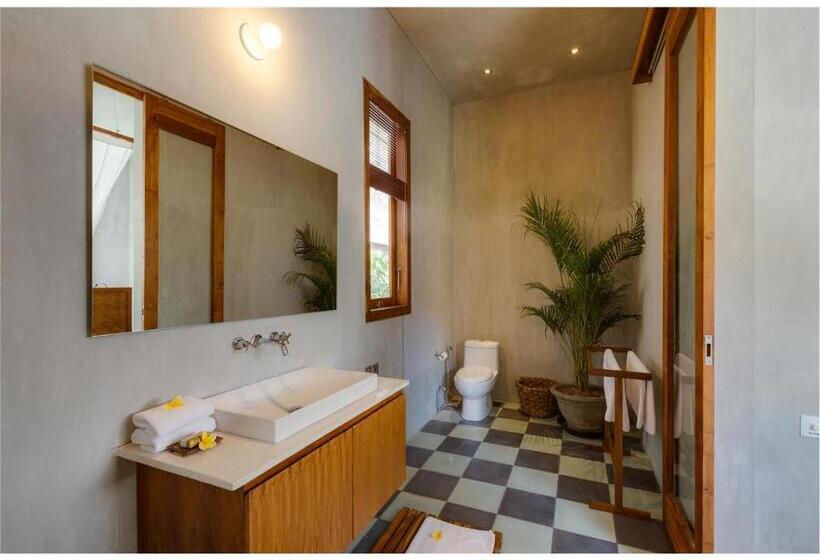 Вилла 4 Спальни, Zin Berawa Villas & Bungalows