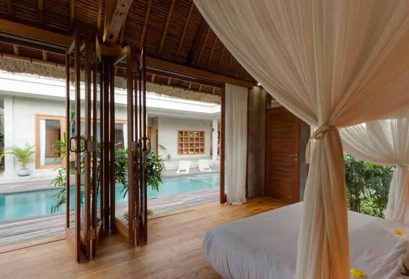 וילה עם 4 חדרי שינה, Zin Berawa Villas & Bungalows