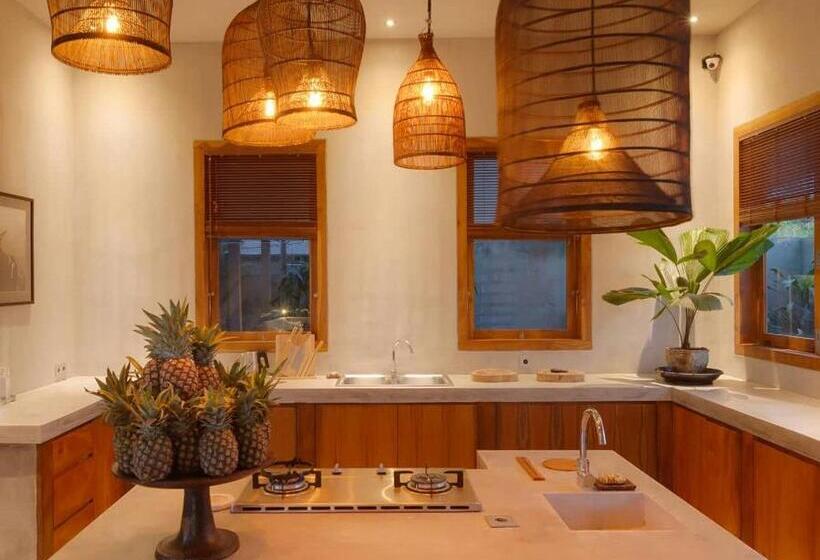 וילה עם 4 חדרי שינה, Zin Berawa Villas & Bungalows