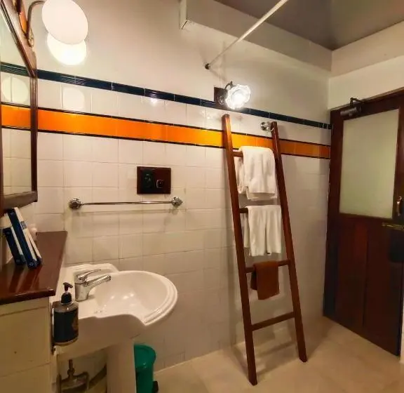 اتاق استاندارد, The Travancore Heritage Beach Resort