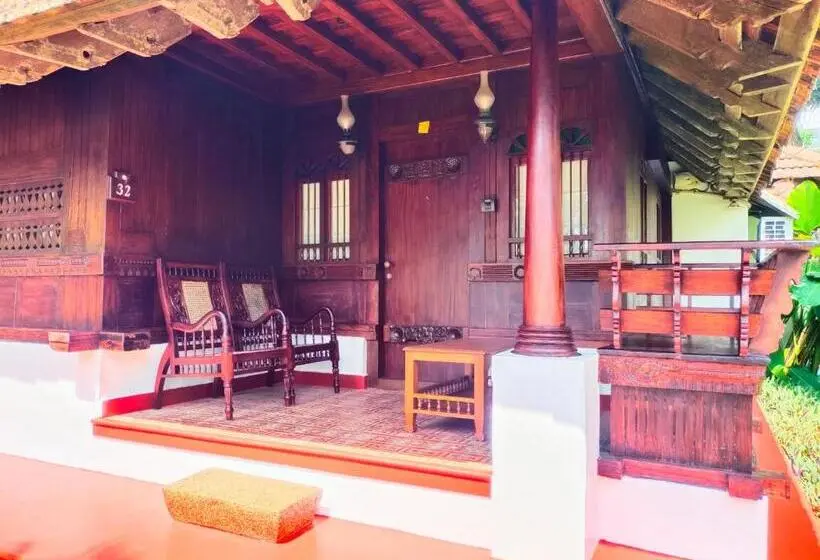 ویلای یک اتاق خوابه با استخر شنا, The Travancore Heritage Beach Resort