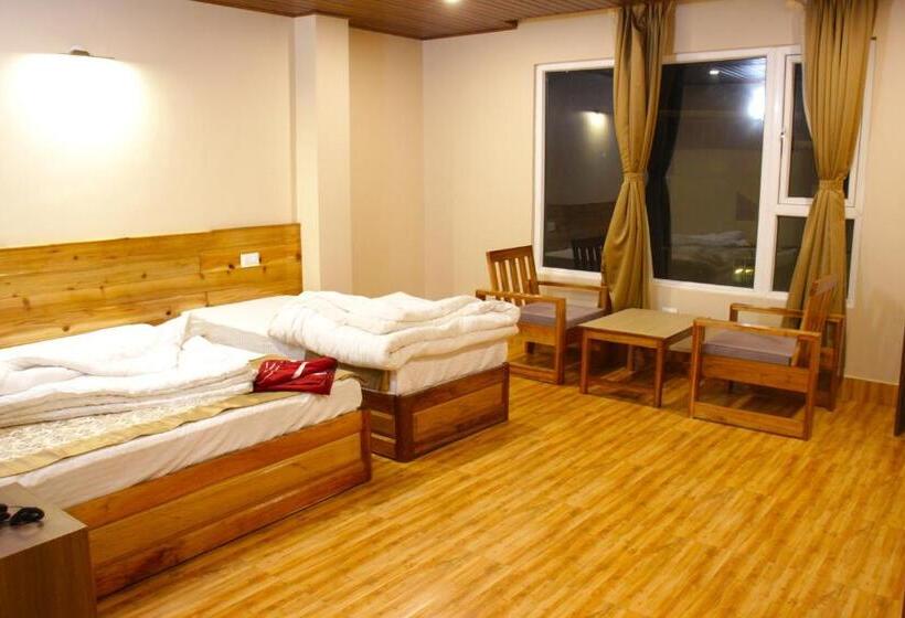 デラックスルーム, 9 Senses Group Hotels , Ravangla