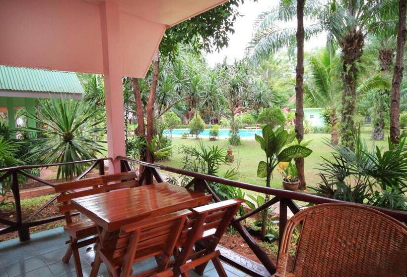 غرفة عائلية, Bangburd Resort