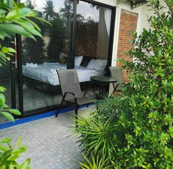 חדר דלוקס עם מרפסת, Nst Boutique เอ็นเอสทีบูทีค