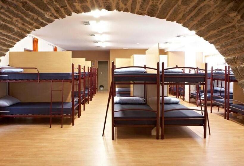 共用房间的床, Albergue Monasterio De La Magdalena   Hostel