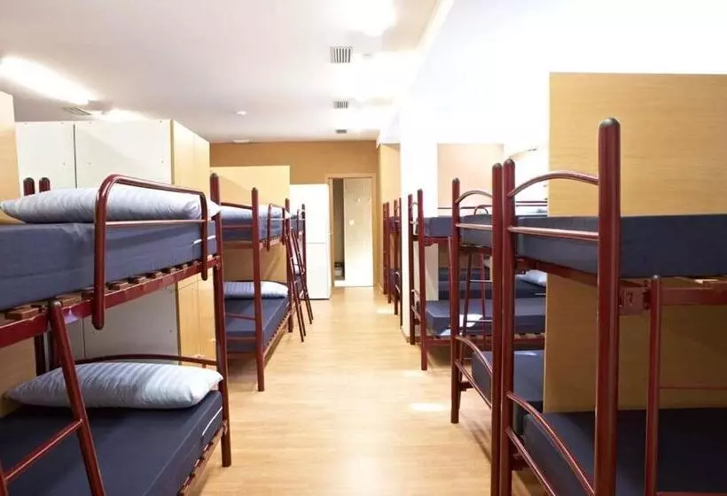 Vuode Makuusalissa, Albergue Monasterio De La Magdalena   Hostel