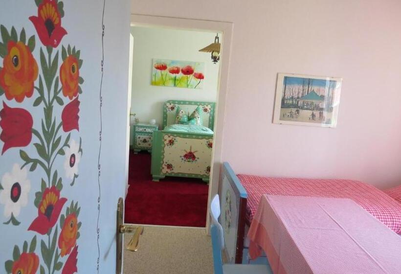 스탠다드 트리플 룸, Gästehaus Huber   Traditional Sixties Hostel